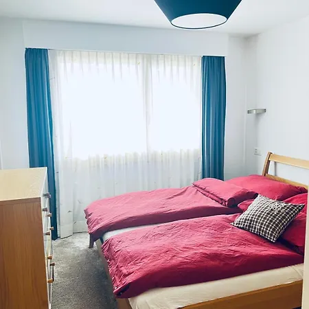 Daire Chaleureux, Recemment Renove, Offrant Vue Imprenable Sur Les Montagnes *