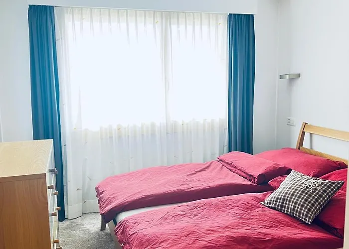 Apartment Chaleureux, Recemment Renove, Offrant Vue Imprenable Sur Les Montagnes *